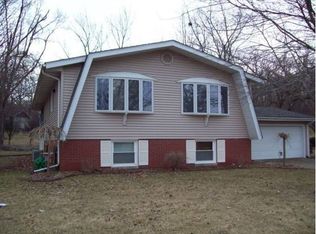 638 Gatewood Dr, Lowell, IN 46356