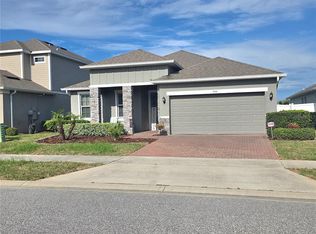 958 Compass Landing Dr, Orange City, FL 32763
