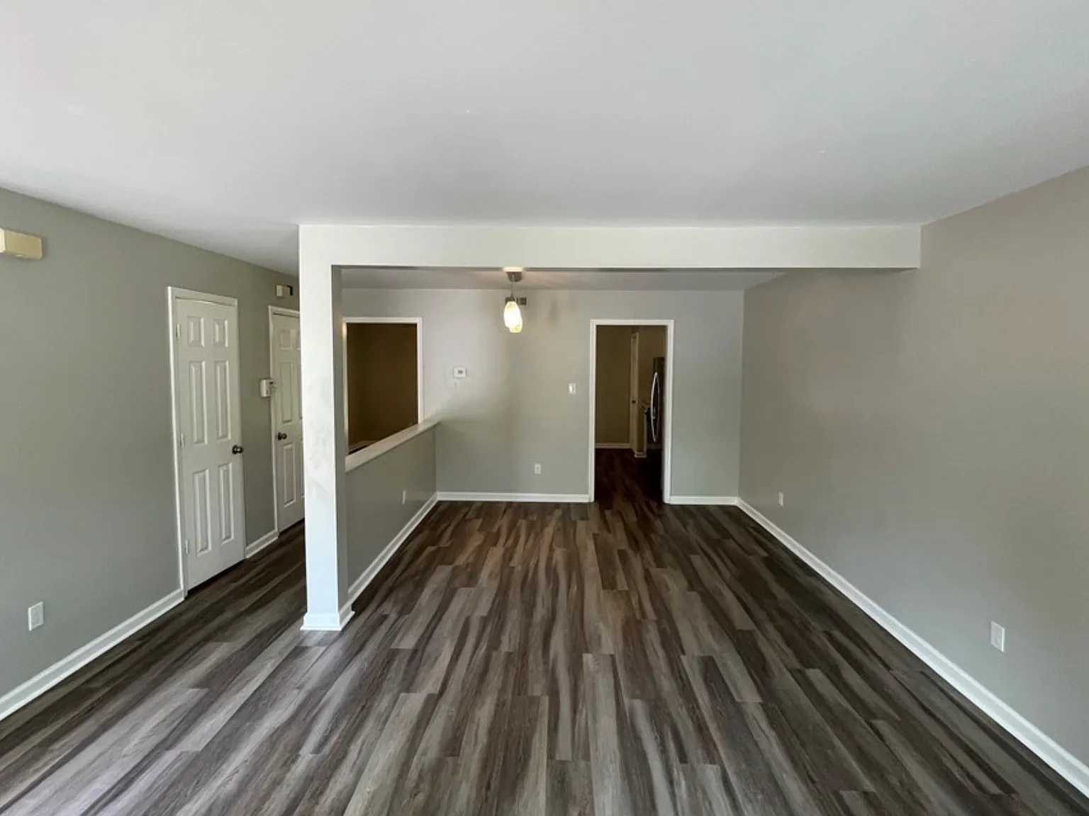 3 bed, 1.5 bath, 1360 sqft, $2,175 — Photo 4