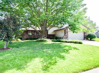 1110 Harvest Dr, Shorewood, IL