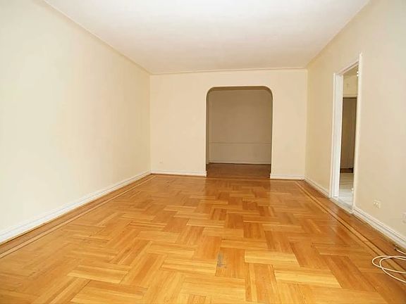 4th image of 6623 Fort Hamilton Pkwy #2
