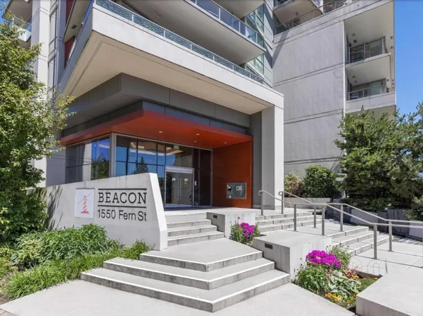 1550 Fern St #2405, North Vancouver, BC V7J 0A9
