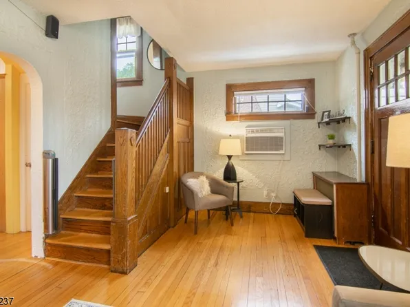 636 Central Ave, Westfield Town, NJ 07090