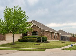 225 Rawhide St, Waxahachie, TX 75165