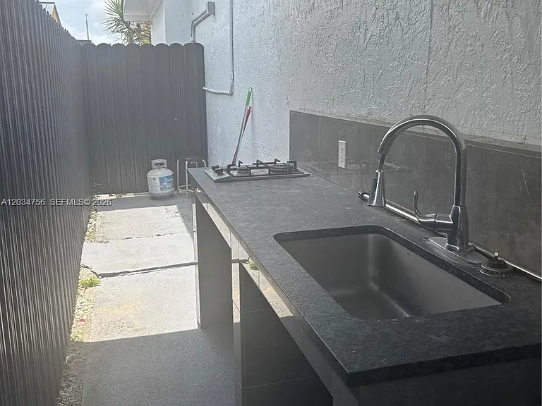 17811 SW 152nd Pl — Photo 9