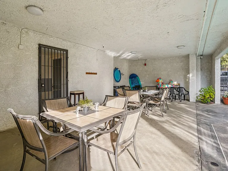 Camarillo Sunshine Apartments — Photo 12