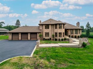 15020 Harmony Rd, Huntley, IL 60142