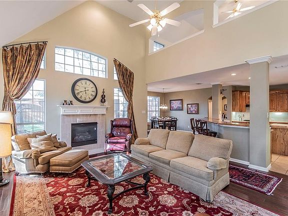 4th image of 616 Creekwood Ln