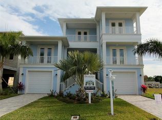 307 Fremantle Way, Redington Shores, FL 33708