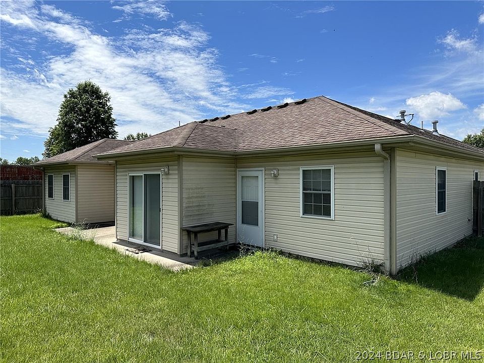 2nd image of 4010 Cotton Wood Dr