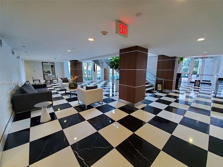 1800 N Bayshore Dr #3807 — Photo 19