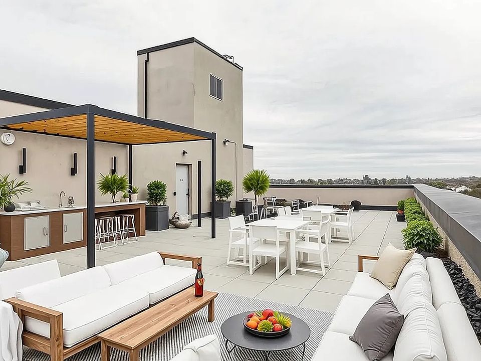 2nd image of 5009 Bay Pkwy #3B