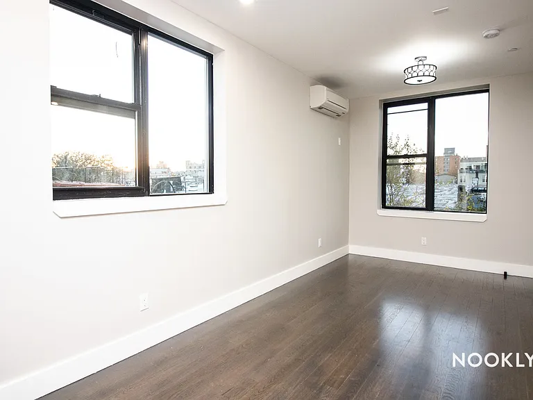 199 Stockholm St #2B — Photo 10