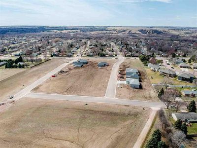 120 E Chapelwood Dr, Brandon, SD, 57005