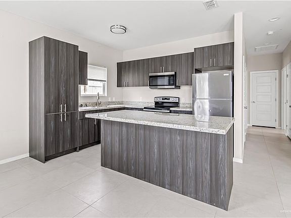 4th image of 1313 Alta Vista Dr #1