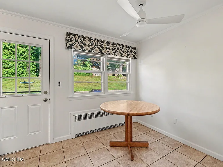 20 Meyer Pl — Photo 37