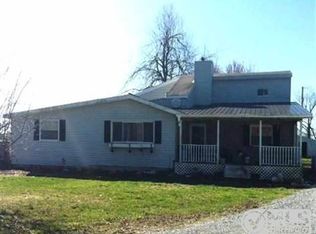 653 Short Acres Rd, Danville, KY 40422
