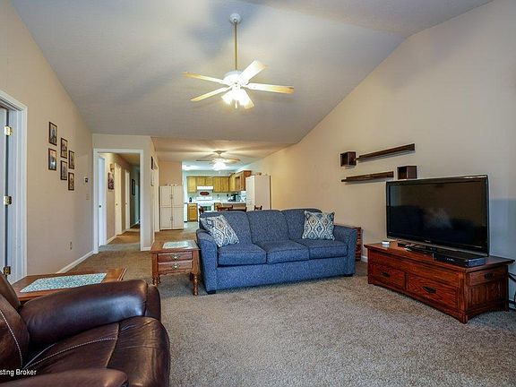 4th image of 142 Wyandot Ct