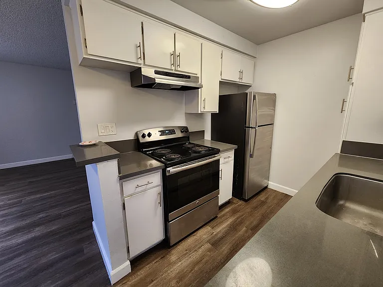 2515 Ocean View Ave #104 — Photo 11