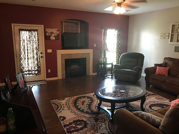 4th image of 13185 Autumnwood Pkwy