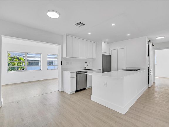 3rd image of 5718 NW 71st Avenue