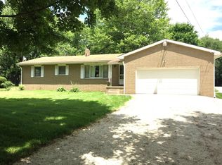 1809 Greensburg Rd, North Canton, OH 44720