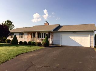 18 Howard Hepburn Dr, Sunderland, MA 01375