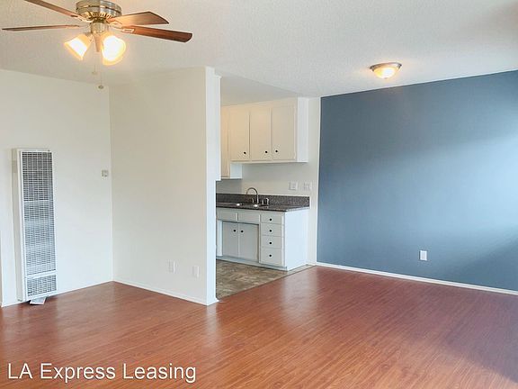 5th image of 537 W Hyde Park Blvd #311