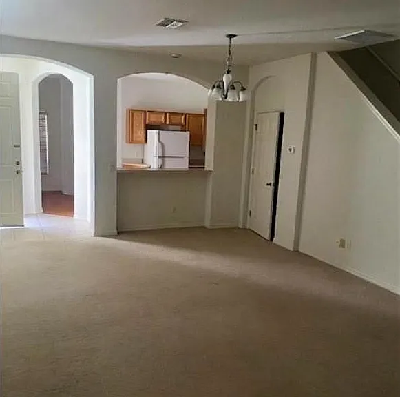 1626 W Spring Meadow Loop — Photo 5