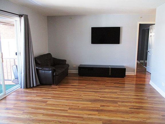 4th image of 1840 W Hatherleigh Ct APT 2E