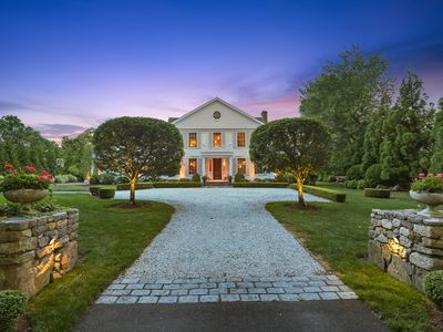 20 Leeuwarden Road, Darien, CT, 06820