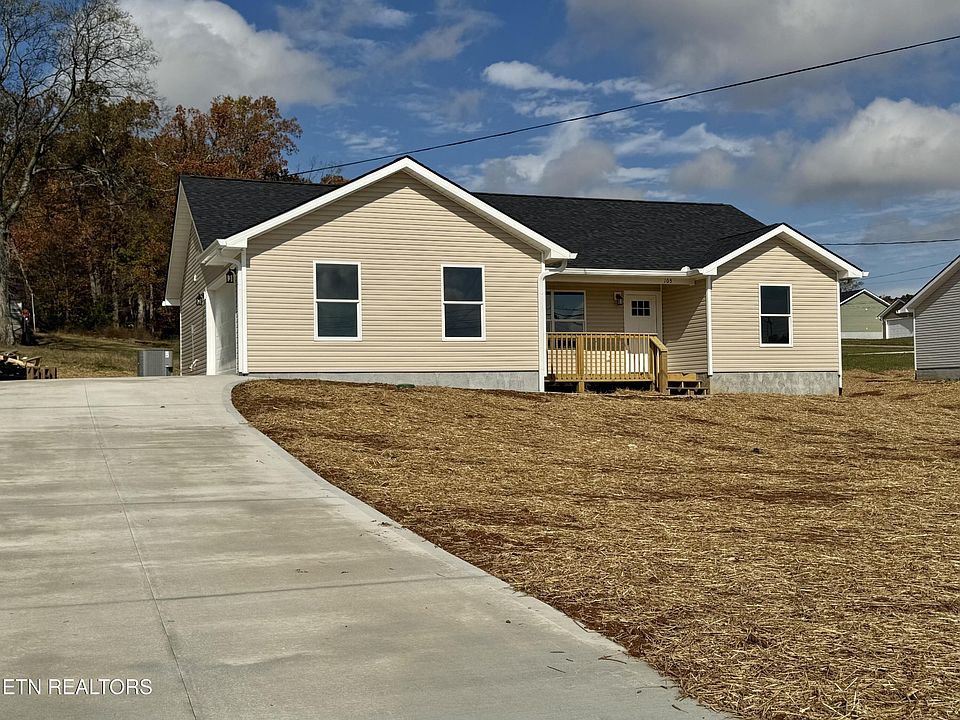 1st image of 105 Anderson Rd #2