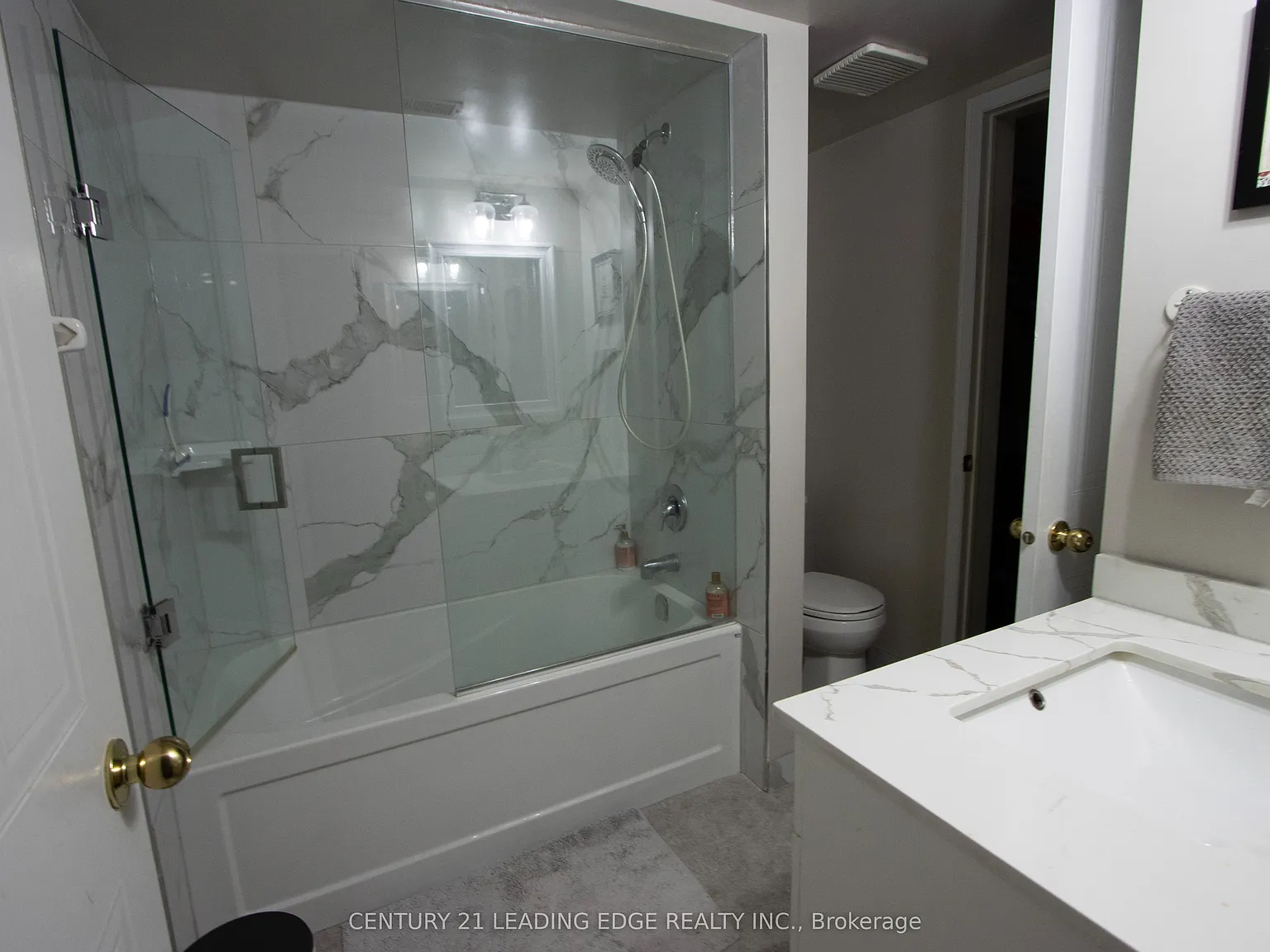 3 bed, $2,600 — Photo 3