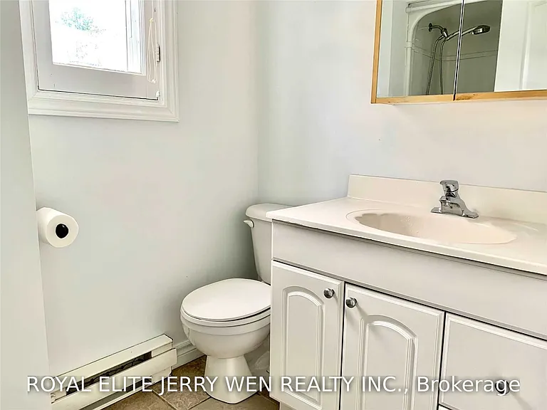 36 Metropolitan Cres — Photo 15