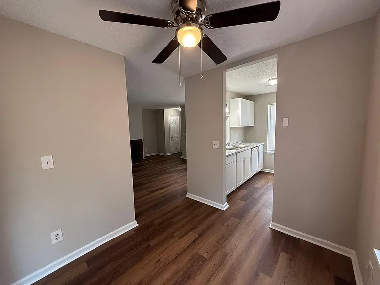 152 Dorchester Manor Blvd #A — Photo 7