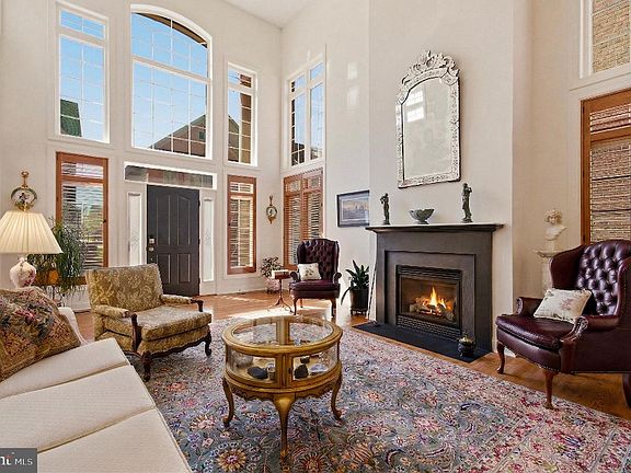 5th image of 10737 McGregor Dr