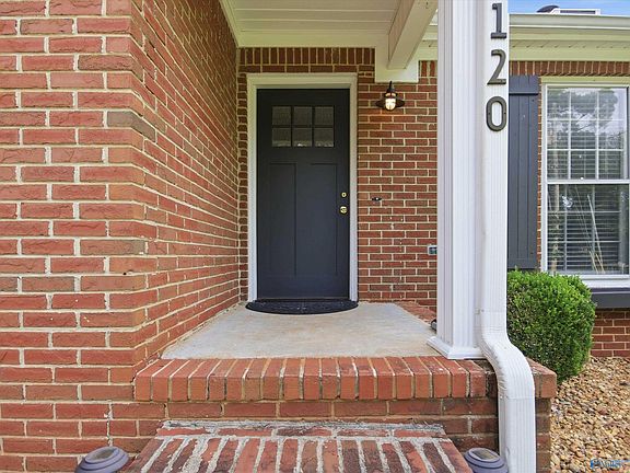 3rd image of 120 Water Oak Ct