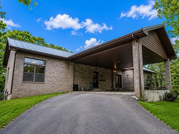 2nd image of 3537 NE 4448th Dr