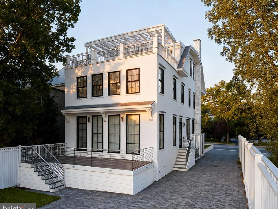 2nd image of 3107 34th St NW