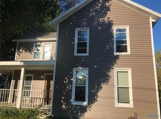 121 Plin St, Bradner, OH 43406