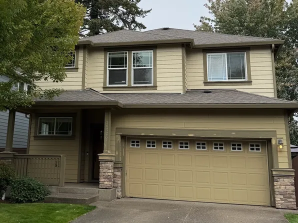 28525 SW Greenway Dr, Wilsonville, OR 97070