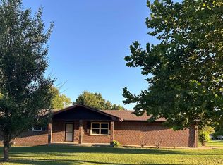 320 Springwood Dr, Mountain Home, AR 72653