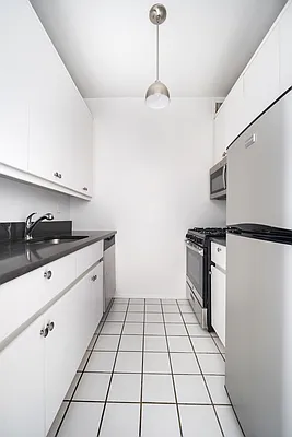 Rented by Compass | media 17