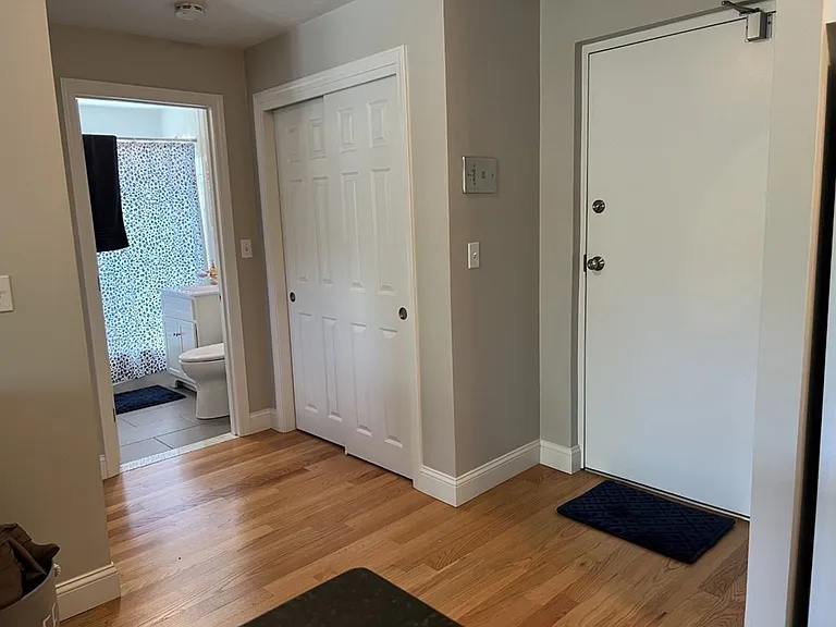 559 Willard St #6 — Photo 5
