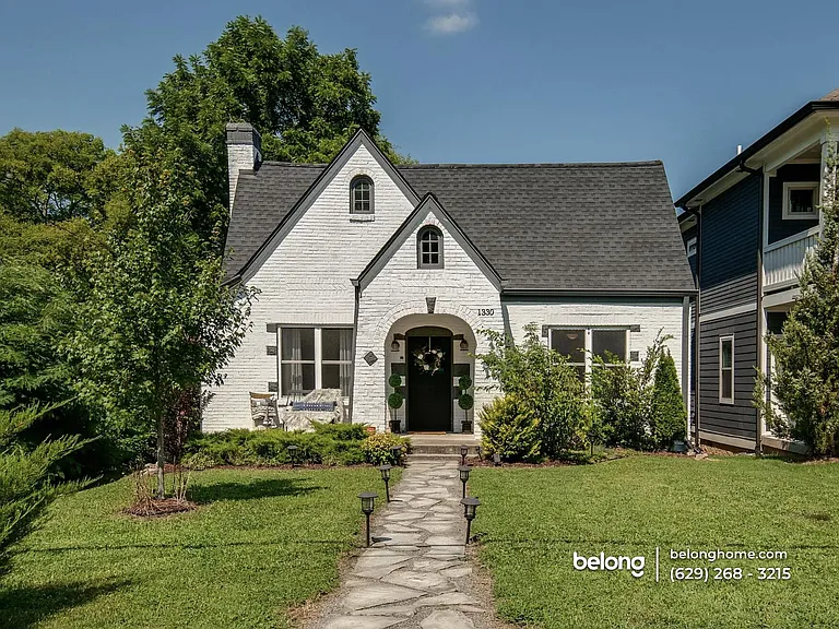 1330 Pennock Ave — Photo 1