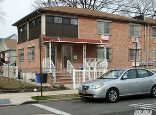 7542 162nd St, Flushing, NY 11366