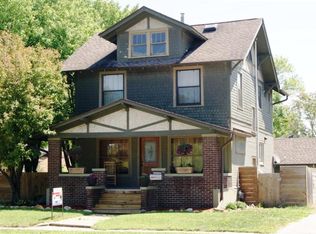 832 Grand Ave, Ames, IA 50010