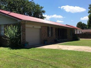 1300 W Hunt St, Paragould, AR 72450