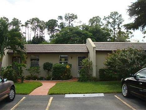 1st image of 130 Lake Olive Dr