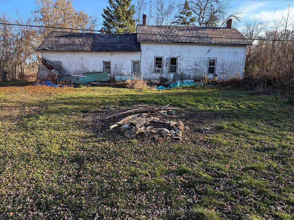 2nd image of 436 Cedarstone Rd W